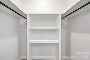 105 N Smallwood Pl, Charlotte, NC 28216 - Photo 18