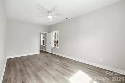 105 N Smallwood Place, Charlotte, NC 28216 - Photo 24