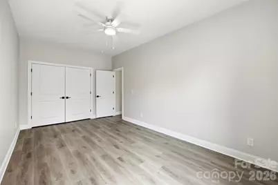 105 N Smallwood Place, Charlotte, NC 28216 - Photo 22