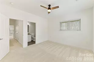 503 E 9th St, Charlotte, NC 28202 - Photo 24