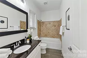 503 E 9th St, Charlotte, NC 28202 - Photo 20