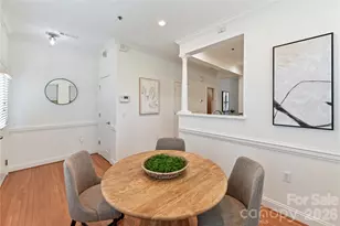 503 E 9th St, Charlotte, NC 28202 - Photo 14