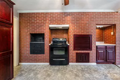 3159 Cheryl Drive, Hendersonville, NC 28792 - Photo 16