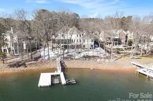 4526 Island Waters Dr, Denver, NC 28037 - Photo 2