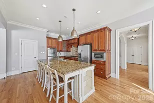 4526 Island Waters Dr, Denver, NC 28037 - Photo 4