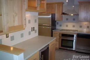 500 N Poplar St, Charlotte, NC 28202 - Photo 6