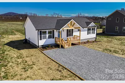 634 Beehive Road, Hendersonville, NC 28792 - Photo 2