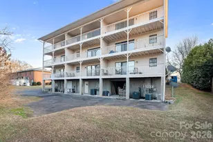 241 16th Ave NE, Hickory, NC 28601 - Photo 8