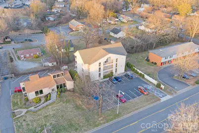 241 16th Avenue NE, Hickory, NC 28601 - Photo 4