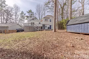 6332 Round Hill Rd, Charlotte, NC 28211 - Photo 28