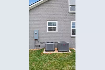 109 S Main Street, Granite Falls, NC 28630 - Photo 4