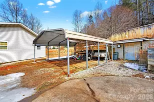 60 Buttercup Ln, Marion, NC 28752 - Photo 32