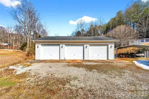 60 Buttercup Ln, Marion, NC 28752 - Photo 4