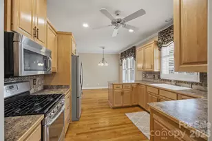 100 Crosscreek Dr, Morganton, NC 28655 - Photo 22