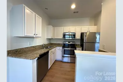 7809 Lennoxshire Lane, Charlotte, NC 28210 - Photo 6