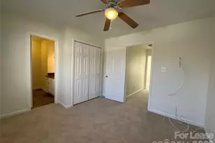 7809 Lennoxshire Ln, Charlotte, NC 28210 - Photo 12