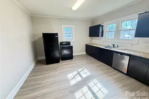 315 S Rose Ave, Kannapolis, NC 28083 - Photo 6