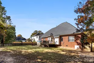 2618 Firethorn Ct, Gastonia, NC 28056 - Photo 38