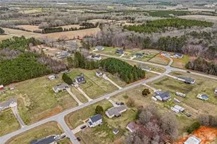 4660 Garys Pl, Crouse, NC 28033 - Photo 28