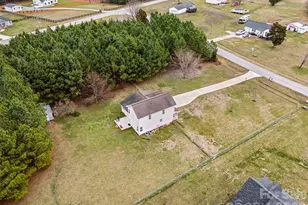 4660 Garys Pl, Crouse, NC 28033 - Photo 32