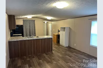 105 Old Yorkville Road, Blacksburg, SC 29702 - Photo 2