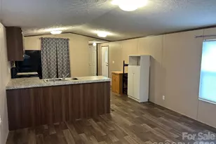 105 Old Yorkville Rd, Blacksburg, SC 29702 - Photo 2