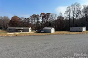 105 Old Yorkville Rd, Blacksburg, SC 29702 - Photo 1