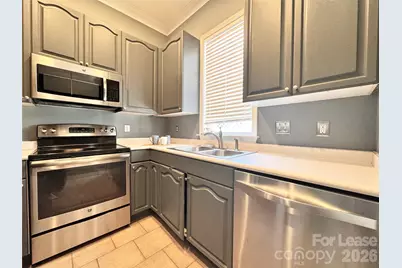 914 Hawthorne Bridge Court, Charlotte, NC 28204 - Photo 6