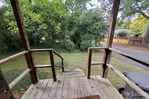 1817 Thomas Ave, Charlotte, NC 28205 - Photo 16