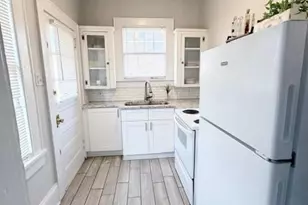 1817 Thomas Ave, Charlotte, NC 28205 - Photo 8