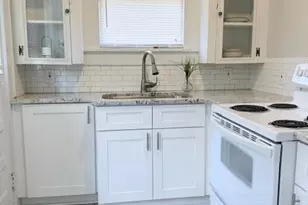 1817 Thomas Ave, Charlotte, NC 28205 - Photo 10