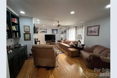 4635 Cloverdale Avenue, Charlotte, NC 28212 - Photo 12