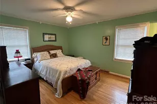 4635 Cloverdale Ave, Charlotte, NC 28212 - Photo 18