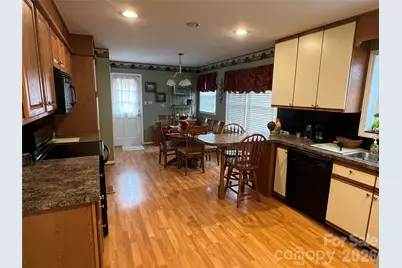 4635 Cloverdale Avenue, Charlotte, NC 28212 - Photo 8