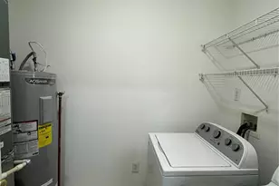 10676 Hill Point Ct, Charlotte, NC 28262 - Photo 22