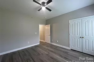 10676 Hill Point Ct, Charlotte, NC 28262 - Photo 16