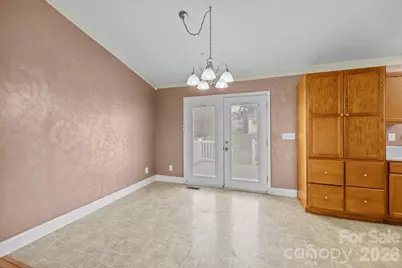 124 Deer Haven Drive, Statesville, NC 28625 - Photo 8