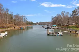 125 Grand Bay Dr, Mooresville, NC 28117 - Photo 46