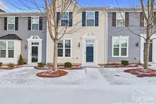 2440 Mariners Cove Ln, Denver, NC 28037 - Photo 1