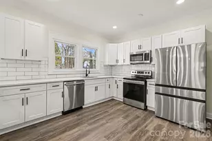 1013 Ridge Ave, Gastonia, NC 28052 - Photo 10