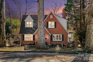 1210 Oakwood Ave, Gastonia, NC 28052 - Photo 2