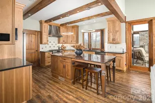 1220 Sweetgrass Dr, Blowing Rock, NC 28605 - Photo 4