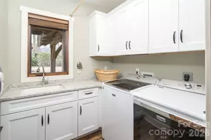 1220 Sweetgrass Dr, Blowing Rock, NC 28605 - Photo 14