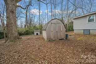 525 Stanley St, Troy, NC 27371 - Photo 32