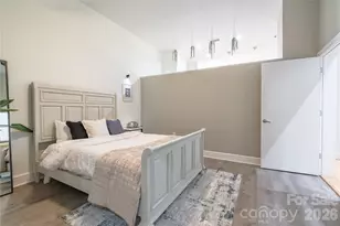 333 W Trade Street W, Charlotte, NC 28202 - Photo 12