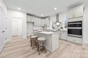 137 Wood Acre Dr, Mooresville, NC 28115 - Photo 4