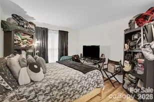 2911 Iron Gate Ln, Charlotte, NC 28212 - Photo 10