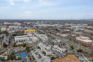 4941 S Hill View Dr, Charlotte, NC 28210 - Photo 36