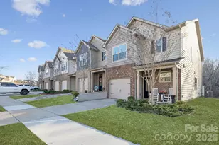 284 Ascot Run Wy, Fort Mill, SC 29715 - Photo 2