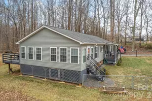 230 Hickory Nut Dr, Statesville, NC 28677 - Photo 4